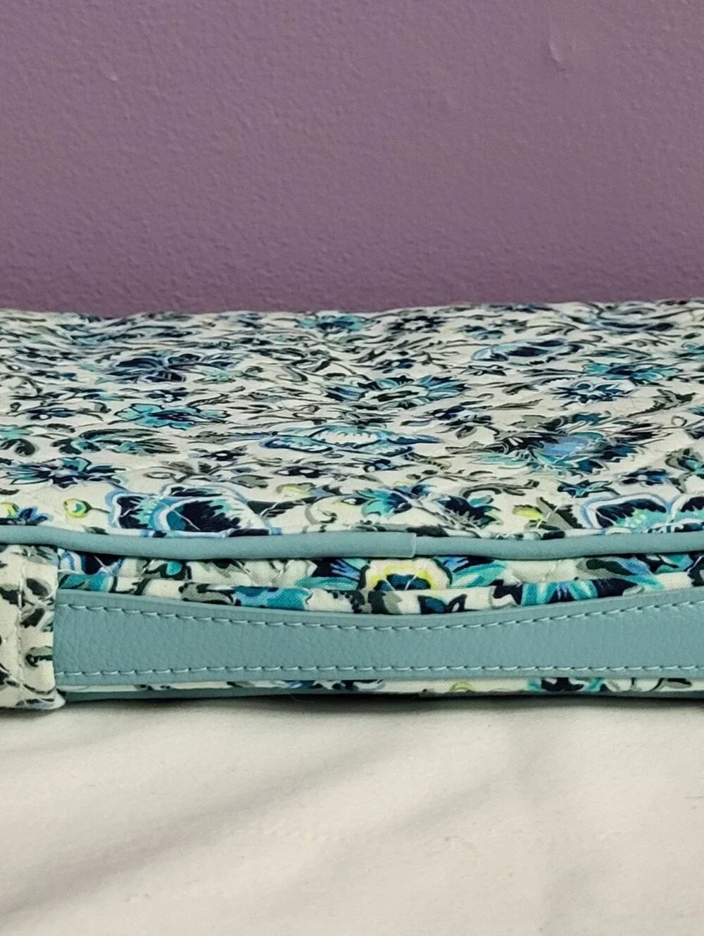 VERA BRADLEY Blue Cloud Vine Floral Zip-up School Organizer Folder Tech Case NEW